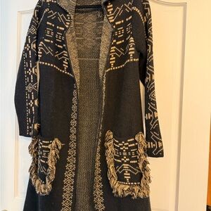 Elegant Black and Tan Patterned Cardigan